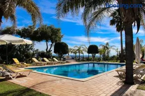 Elegant Villa in Loulé with Private Pool - Image 1