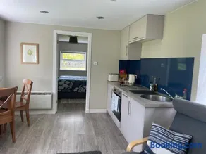 Woodside Cottage Self Catering - Image 3