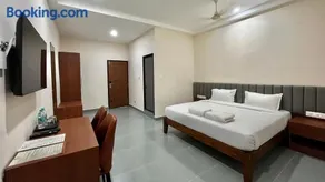 Rangoli Suites & Restrobar - Image 4