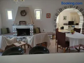 Pera Horio House - Image 5