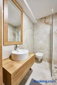 TH 201 Charmant 3 pièces spacieux 1 à 5 personnes tout équipé - Image 2