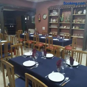 Pensión El Chalet - Image 3