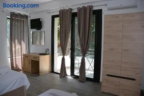 Lungomare private rooms - Image 2