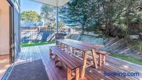 Holiday unit on Thompson Ave, Cowes - Image 2