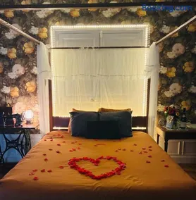 Chez Mary Studio - Romance chez Sir Guillaume - Image 3