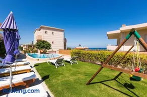 Villa Kokkinos - Image 1