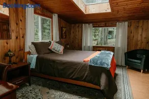 Blissful Solitude Cottage - Image 1