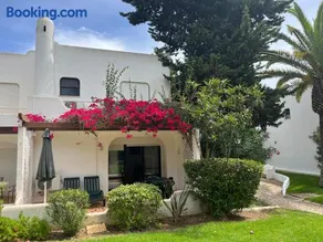 Beautiful Villa with terrace & garden - Image 1
