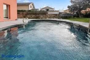 Joli duplex avec piscine partagée - Image 1
