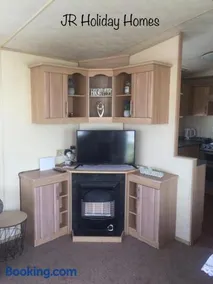 J.R. Holiday Homes - Image 5
