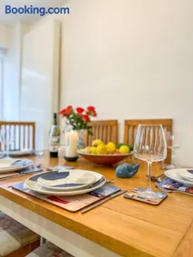 NEW - Luxury Cawsand Cottage, Steps from the Beach - Image 5