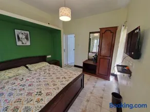 Narmada Holiday Home - Image 3