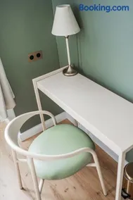 HOME1 - Douzième Boutique Hostel - Image 3