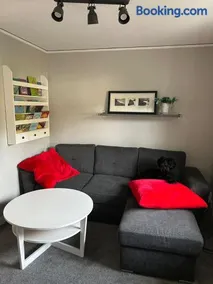 Spacious summer house with outdoor seating area, close to the sea & nature! - Image 2
