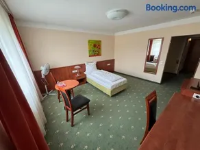 Hotel Breitenlee - Image 2
