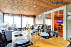 Glamping chalet on campsite Boat Lac Naviguable - Image 5