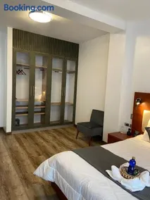 Hotel Sacha Golden - Image 5