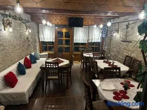 Guest House and Hostel VAL-MAR - Image 1