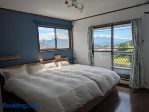 Private house with a view of Mt Fuji - Image 2