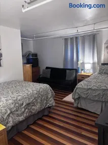 Ocean Spray Inn - Image 2