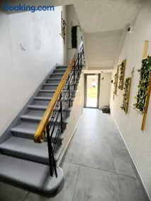 BRIVIBAS RESIDENCE - WEST / EAST, free PRIVAT parking, free WIFI, self check-in - Image 3