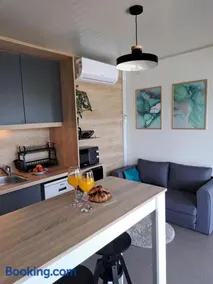 Small country house - Image 4