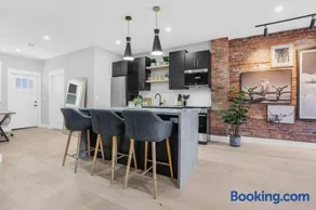 Sleek Brand New 1 Bedroom Condo - Downtown Luxury! - Image 2