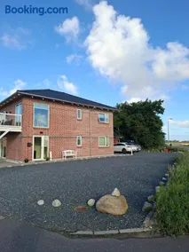 Villa-Amby - Image 2