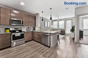 Apex Executive Apartments - E Riverside Dr TX - Image 3