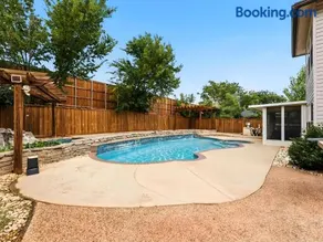 Corinth Oasis Getaway - Image 2