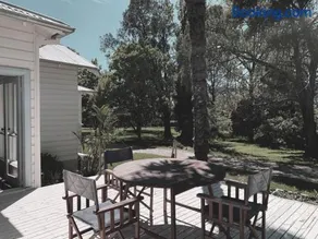 The Avenue Anahdale - Hidden 2.7 Acre Estate in town - Image 3