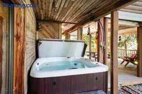 Beartooth Lodge with Hot Tub and Stuart Falls Views - Image 4