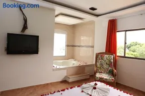 Hotel Anamichu Suites - Image 4