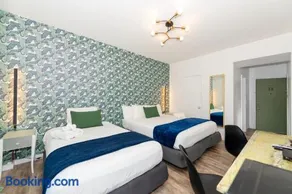 6768 Collins Miami Stays - Image 1