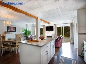 Pet Friendly Licensed Suite on Haskap Farm - Image 2