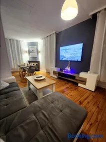 Chaleureux appartement refait à neuf - Image 2