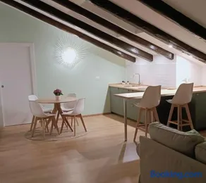 Loving My Rooms 1 - Deliziosa Mansarda in Centro - Image 4
