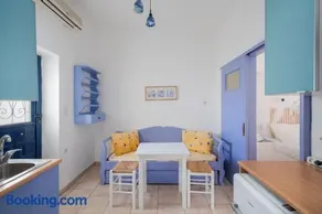 Bofor Studios & Rooms - Image 4