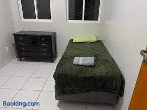 Apartamento Aconchegante em Localização Central - Image 3