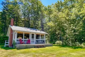 Classic home overlooking the St George River with deck & great views - Image 3