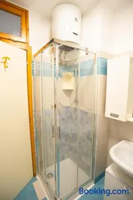 Trilocale fronte mare con piscina condominiale - Image 5