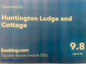 Huntington Lodge and Cottage - Image 2
