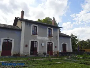 Gîte 13 pers. dans une ancienne gare avec piscine, jardin clos, terrasse et équipements PMR - Image 3
