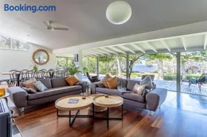 Emerald Cove I Private Properties - Image 3