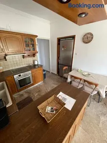Beach House in Nea Peramos - Image 3