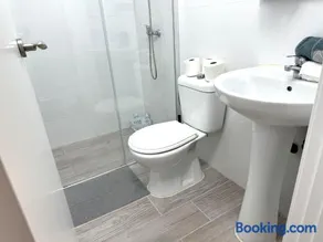 Orange Apartments - Image 3