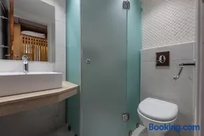 Zeus Hotel - Image 5