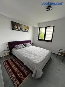 Louisa Suite - Image 1
