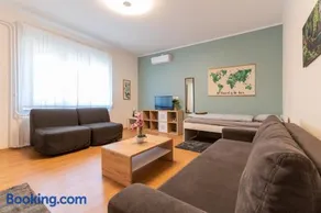 B12 Apartment Budapest - Image 2