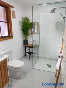 Dunstans Guest House - Image 2